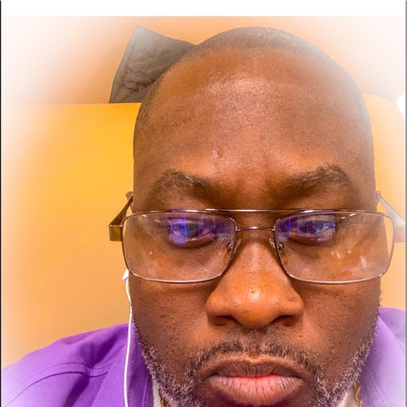 Meet your Posher, Stephen - Picture 1 of 1